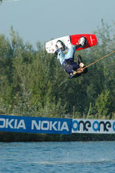 thumb_wakeboard-wm06_action_papis