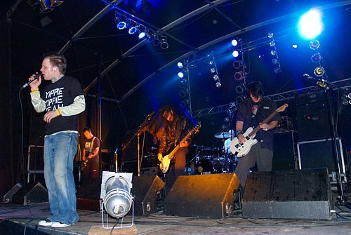 emilbulls_band.jpg emilbulls_band.jpg