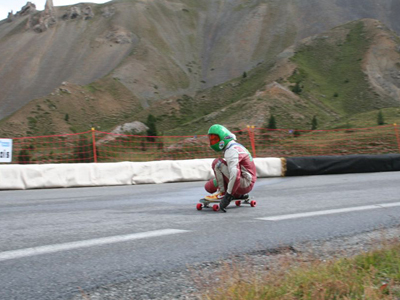 Nino on the wet road