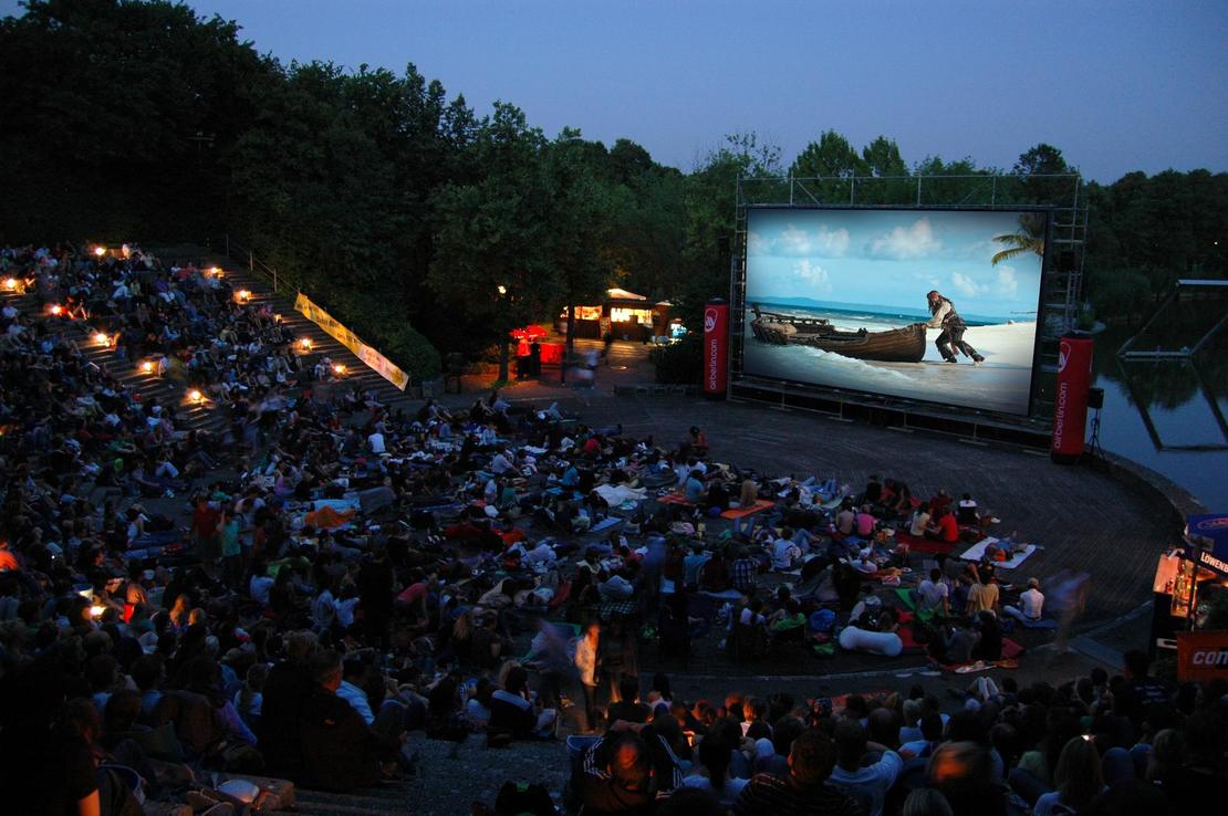 surffestival_2011_kino_mond__sterne_c_kino_mond__sterne.jpg surffestival_2011_kino_mond__sterne_c_kino_mond__sterne.jpg
