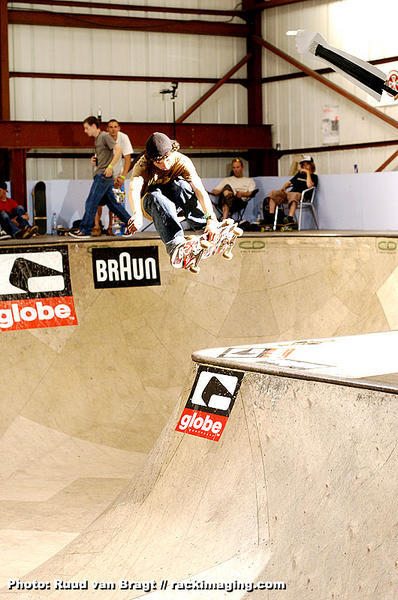 burnley_05_sam_backet_fs_air