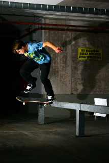 Edeka Tiefgarage sw Flip BAck Tail pic Phil Gehrke.JPG.jpg