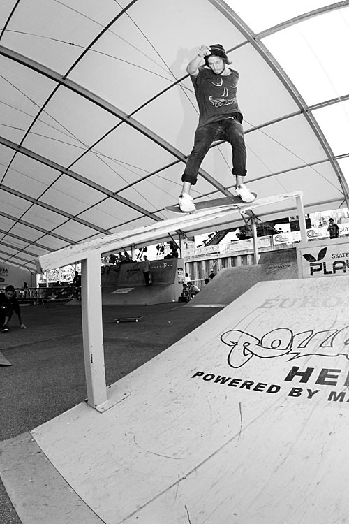 louis_taubert_feeble_grind_lq.jpg louis_taubert_feeble_grind_lq.jpg