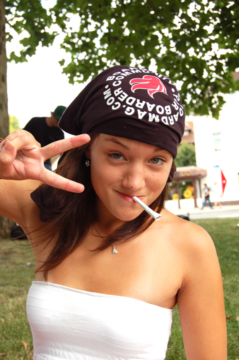1sophie_boardmag.jpg 1sophie_boardmag.jpg
