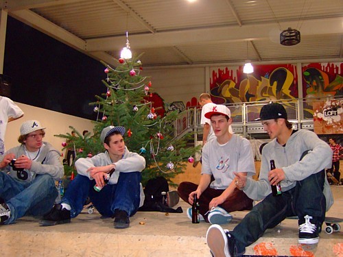 chillen_am_weihnachtsbaum