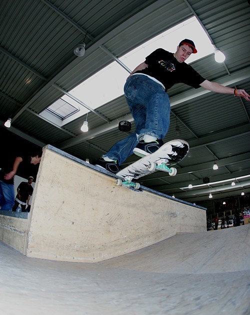 Moritz_Mendel_Back Tail_LQ