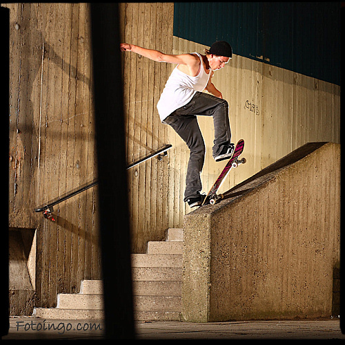 dennis_klssendorf_fs_blunt_uniledge.jpg