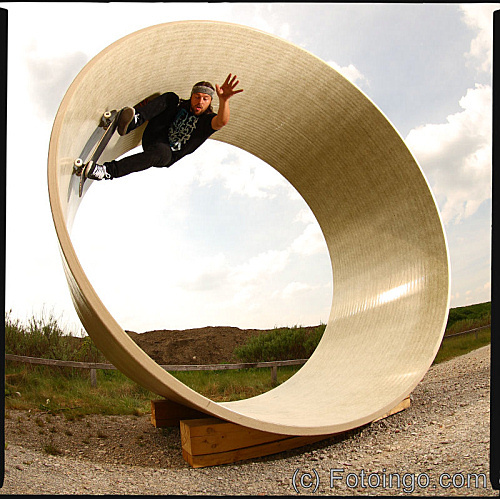 zingerle_sw_wallride_fullpipe.jpg zingerle_sw_wallride_fullpipe.jpg