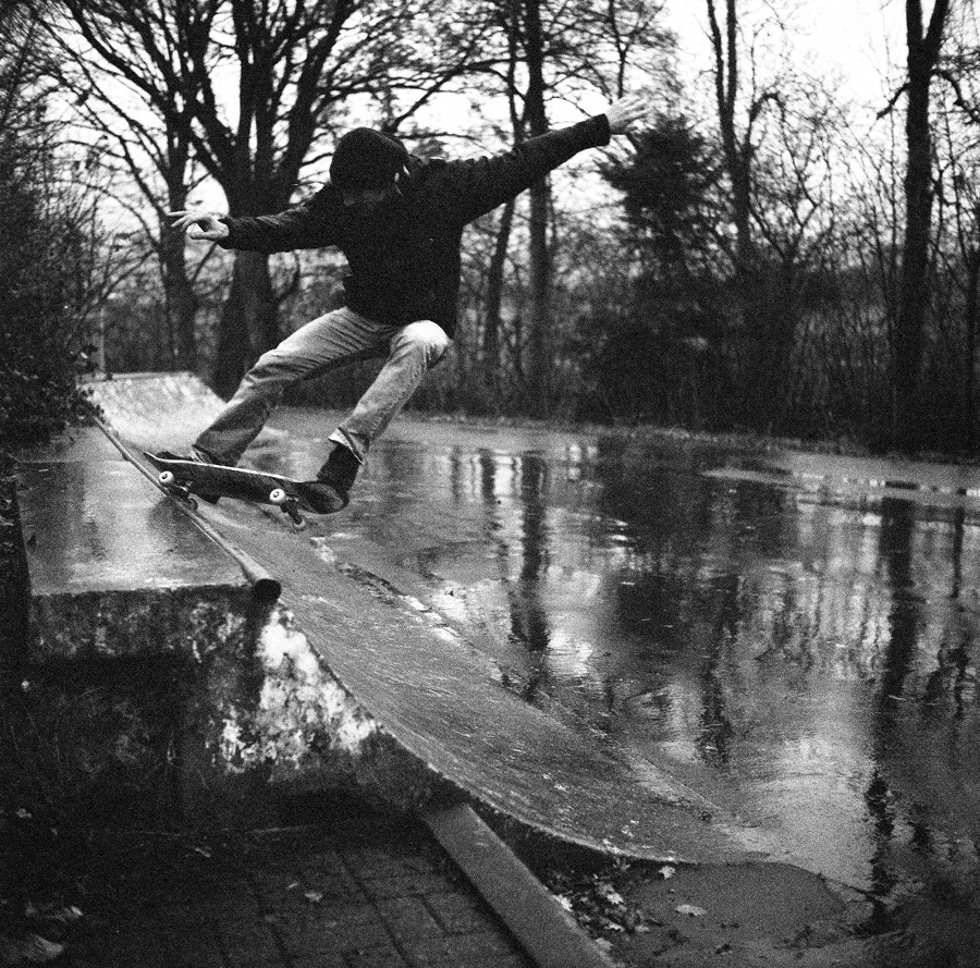 fs_k_slash_fakie.jpg fs_k_slash_fakie.jpg