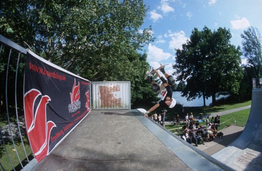 200907n5_28.jpg