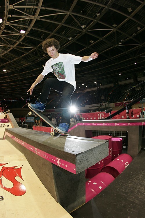 nassin_guammaz_fs_nosegrind_lq.jpg