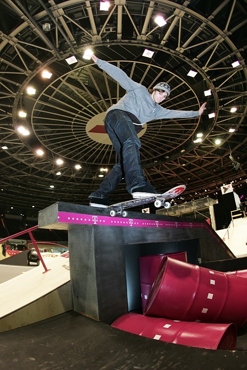 thomas_weber_bs_tailslide_lq.jpg