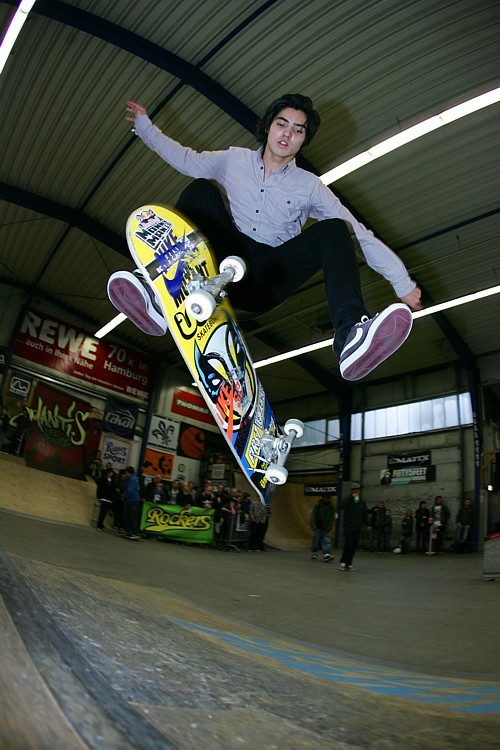 kenny_hopf_nollie_360_flip_lq.jpg