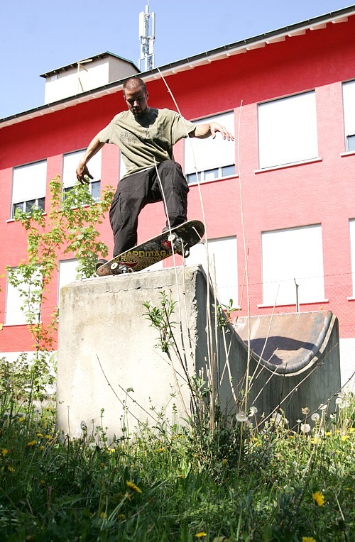 Julius_Lehmann_FS_Stand_Up_Mini_Pipe_LQ Julius_Lehmann_FS_Stand_Up_Mini_Pipe_LQ
