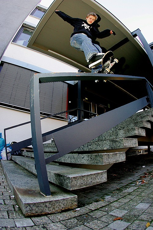 Thomas_Langenhuizen_FS_Feeble_unten_KA_LQ Thomas_Langenhuizen_FS_Feeble_unten_KA_LQ