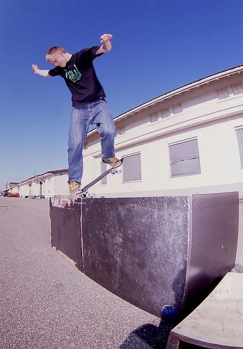 Thomas_Long_BS_Noseblunt Thomas_Long_BS_Noseblunt