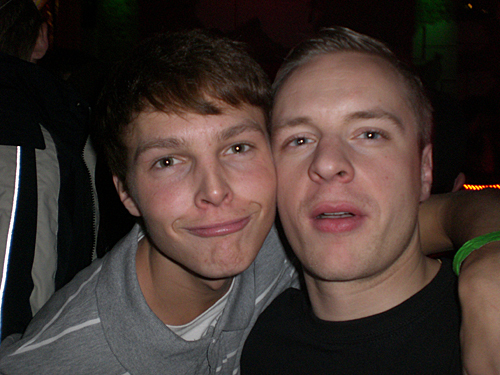 Party03_LQ
