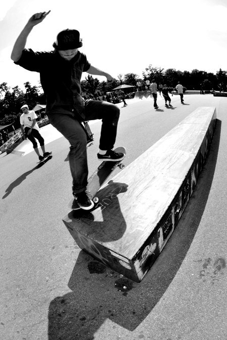 bang fs nosegrind.jpg