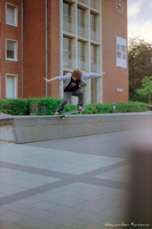 fabi-sw_crooked-herten.jpg fabi-sw_crooked-herten.jpg