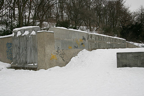 Polendenkmal Stairs.jpg