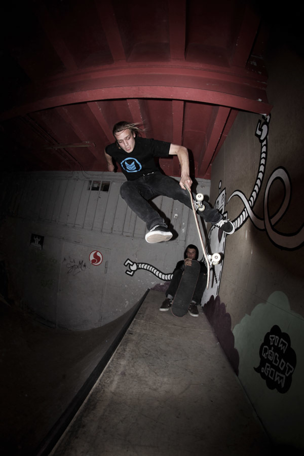 Lukas Waizmann_Footplant.jpg Lukas Waizmann_Footplant.jpg