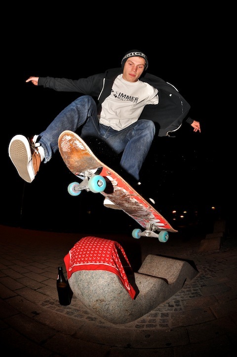 gold_drunken_wallie.jpg gold_drunken_wallie.jpg