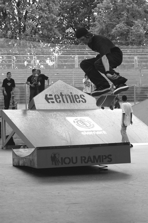 kickflip.jpg