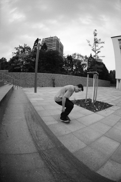 mome_nollie_heel_nose.gif mome_nollie_heel_nose.gif
