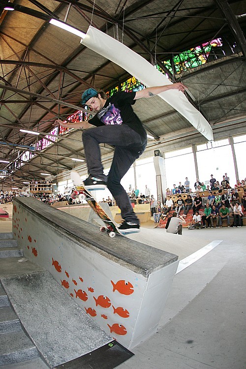 Andrew_Brophy_FS_Blunt_Slide_LQ.jpg Andrew_Brophy_FS_Blunt_Slide_LQ.jpg