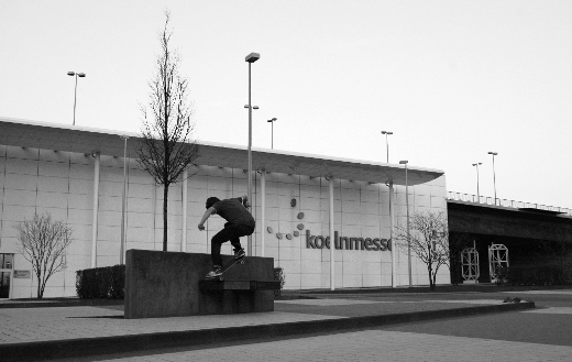 paul_nosegrind_klein.jpg paul_nosegrind_klein.jpg