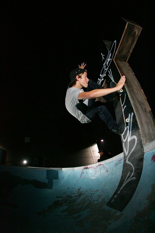 wilko_wallride_basel_pool_lq wilko_wallride_basel_pool_lq