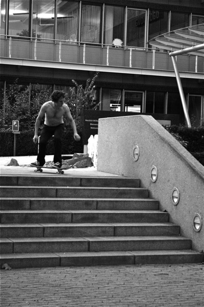 sebilaybackwallieboardslide2.gif sebilaybackwallieboardslide2.gif
