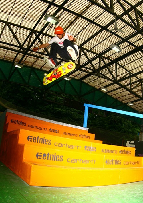 baselbjoerndoubleflip.jpg baselbjoerndoubleflip.jpg