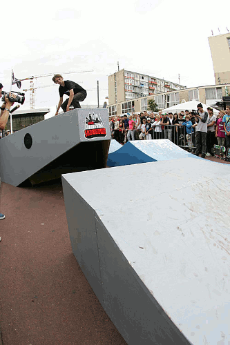 nollie_bigspin_heel.gif nollie_bigspin_heel.gif