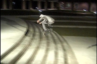 sierra_fellers_sw_bs_heelflip