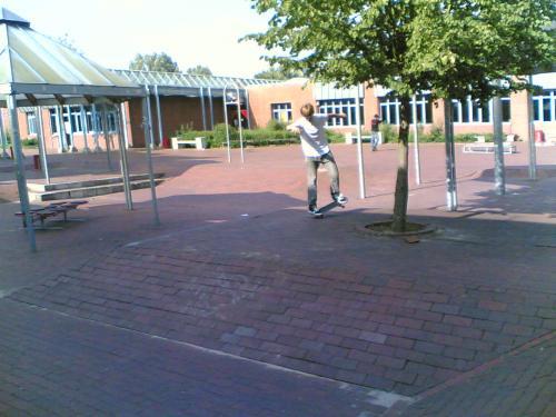 alex_denkiewicz_nosewheelie