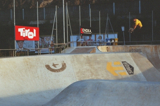 Benni - BS Grab