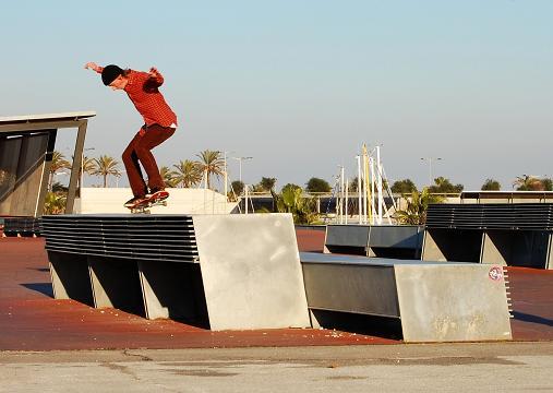 shiffel_sw_nosegrind.jpg