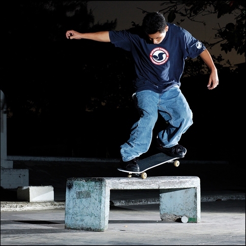 antonio_lagunes_-_nollie_bs_nosegrind