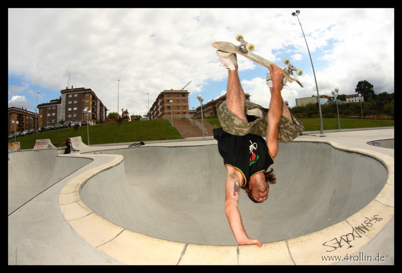 comp_handplantmarcsm