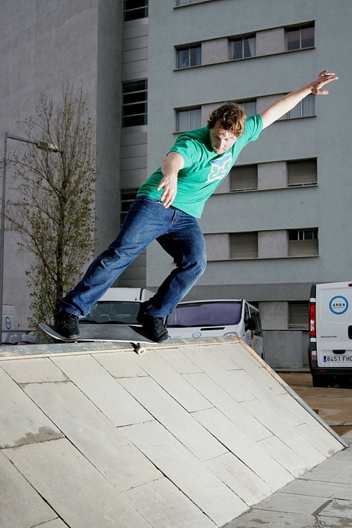 Joe_Beckert_Feeble_Barcelona_Photo_Sebi_Hartung_LQ