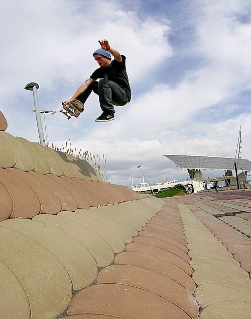 Sebi_Hartung_Boneless_Barca_LQ