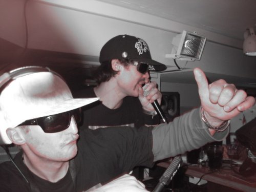 Discodogs rocken die Bude.JPG