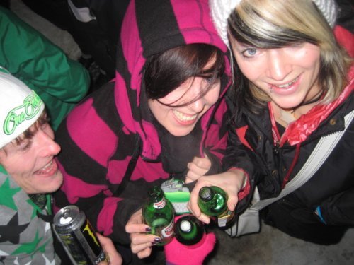 Partypeople.JPG Partypeople.JPG