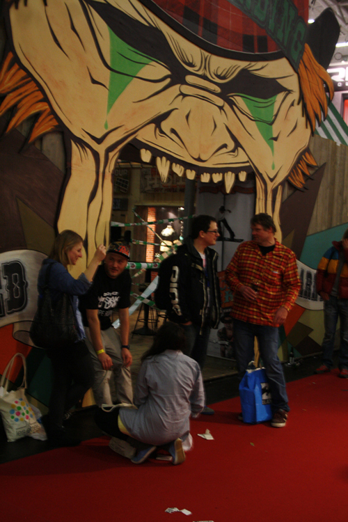Bei K2 Snowboards am Jahrmarkt...closed!.JPG