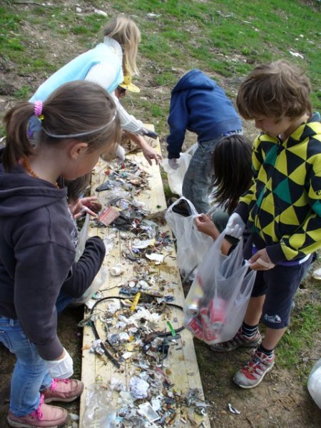 voelkl_cleaningday_03.jpg