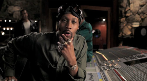 nike6_rza_500.jpg