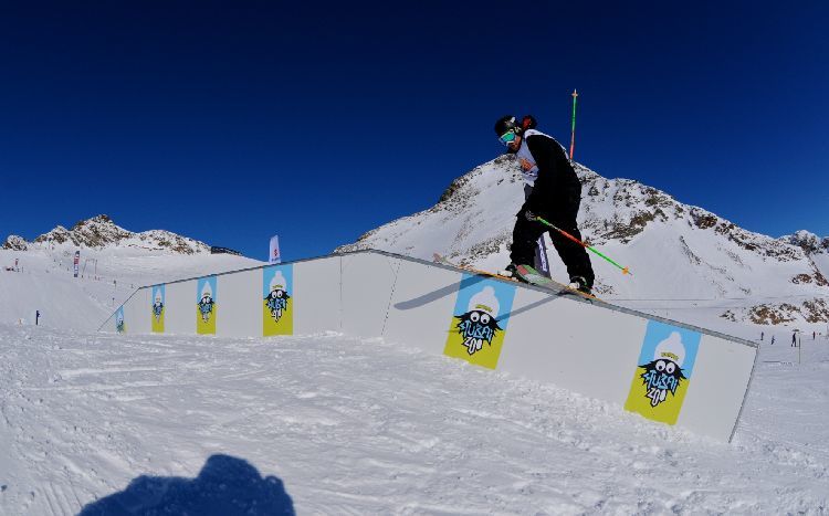 mb_stubai_zoo_ski.jpg