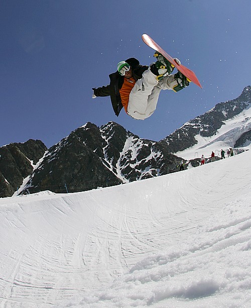 Joe_Beckert_FS_Air_01_Kauni_Photo_Nico_Dietermann