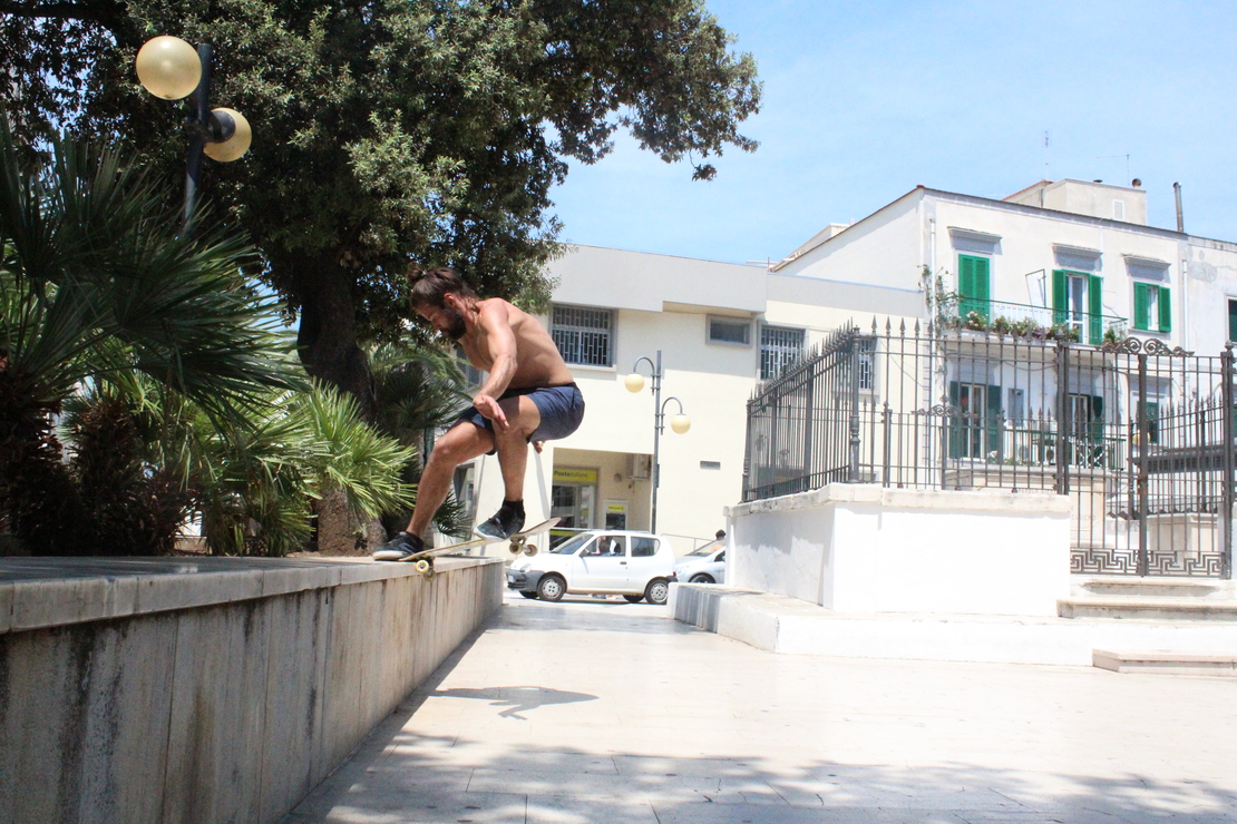 switch f/s noseslide